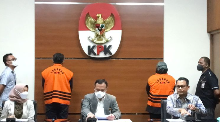 KPK Tetapkan Bupati Bogor dan Pejabat BPK Jabar Tersangka Suap, Ini Konstruksi Kasusnya...